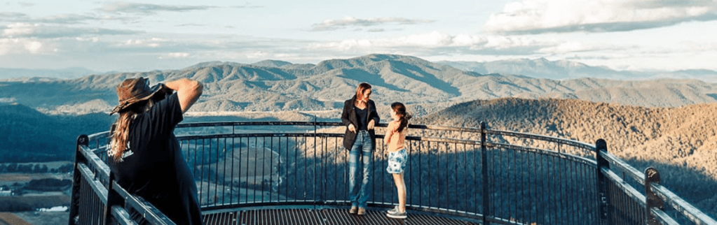 Q MAGAZINE MEDIA-Travel smart this Easter-Screenshot